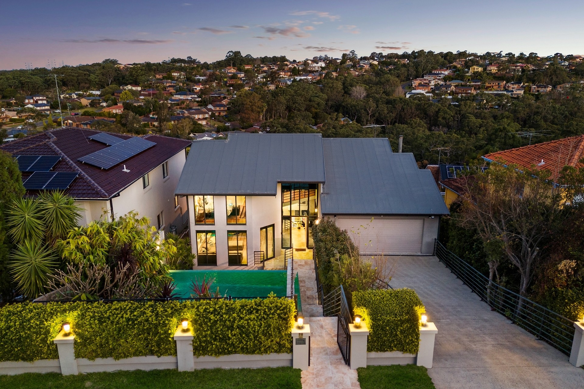 78 Brushwood Drive, Alfords Point Auction by Richard Matthews Real Estate - image 2